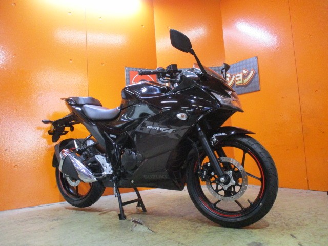 ２０２２年登録の低走行の現行のジグサー１５０ＳＦが入荷！購入を希望の方は０９０４４１８５３３２小西！